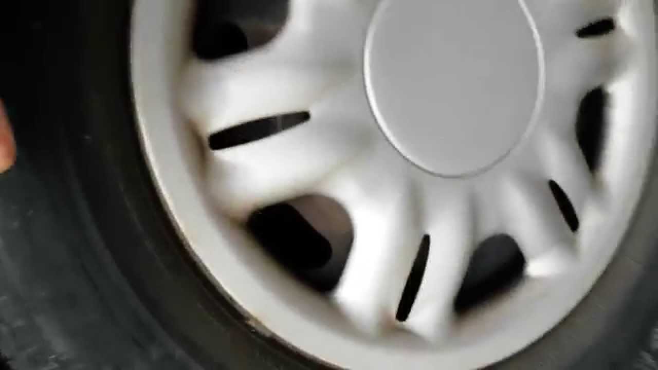 Bruit roue arrière gauche 307 - YouTube