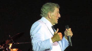 Tony Bennett performs "For Once In My Life" at Detroit area show on 7/27/15