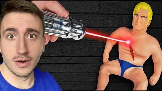 NEJSILNĚJŠÍ LASER vs ROZTAHOVACÍ PANÁK ! (Experiment)