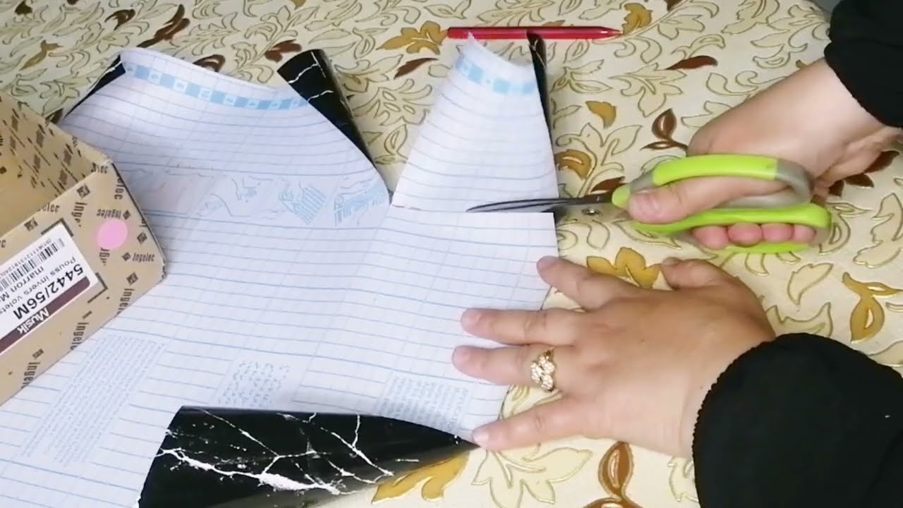 رفوف من الكارتون 👍 بالكرتون آصنعي أجمل الديكورات وزيني منزلك بنفسك 🌹 recyclage #