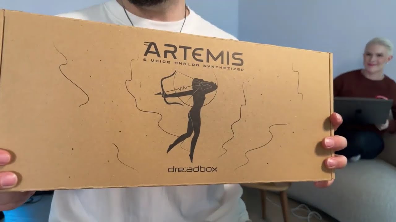 WELCOME BONOBO AND MPH TO THE STUDIO!