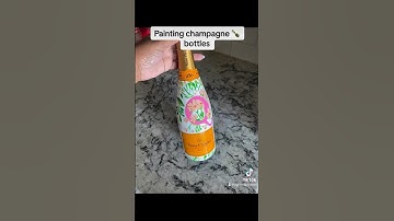 Hand painted Champagne bottles | DIY Illustrated liquor bottles | #handpainted  #illustration