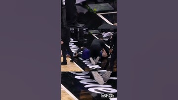 LAMELO BALL CRYING ON THE FLOOR ``NOT AGAIN `` AFTER HORRIBLE INJURY 😳 #shorts
