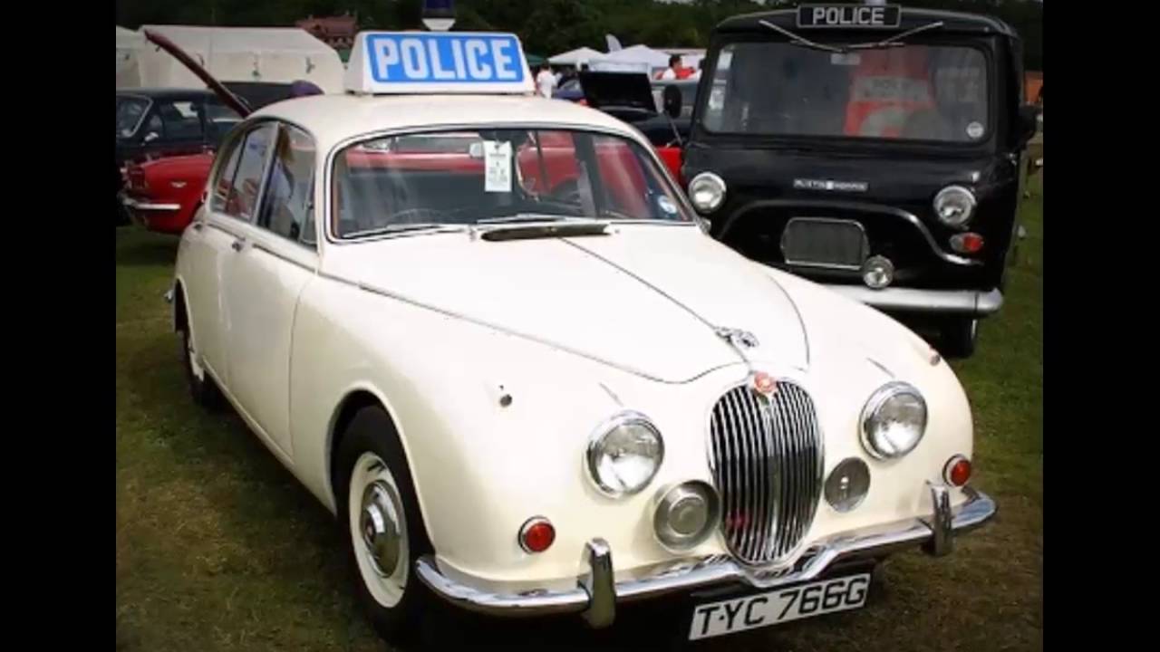 Classic Car Photo Mobil Klasik Yang Digunakan Oleh Para Polisi