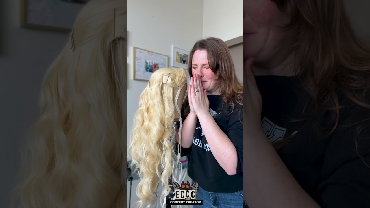 Styling a Glinda wig to wear at ECCC 🩷 #wicked #Eccc #cosplaywig #wigstyling