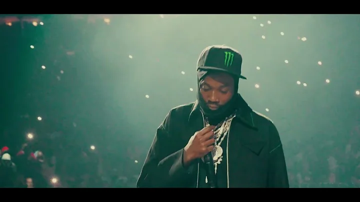 Meek Mill - Don't Give Up On Me ft. @fridayyoffici...