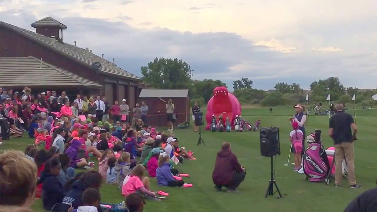 Paula Creamer answers question at kids clinic on steps to become an LPGA Tour winner