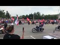 Парад флагов стран участниц ралли Шелковый путь (вид из-за кулис) Silk Way Rally