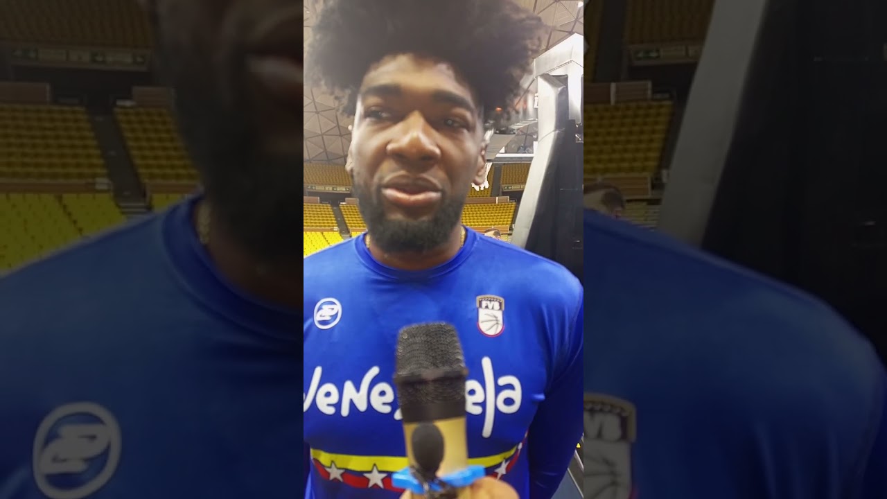 PEDRO CHOURIO EN EL PABELLÓN DEPORTIVO