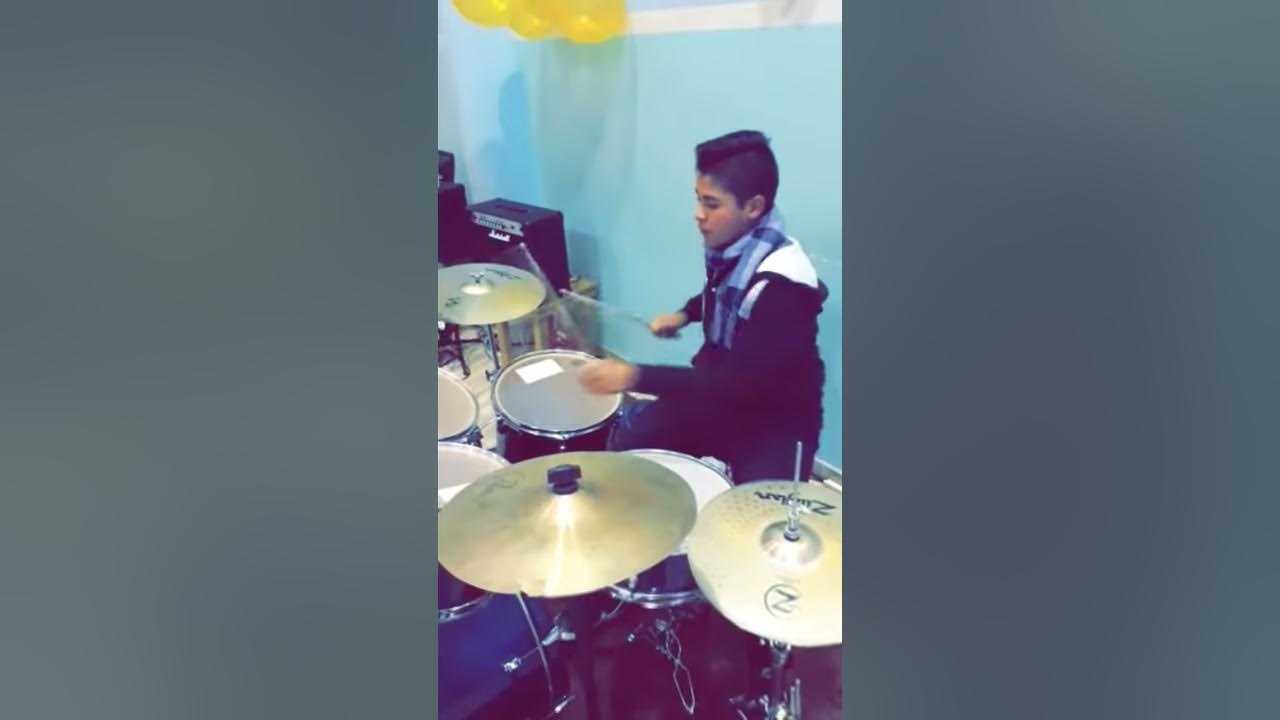 Grande y fuerte intro batería