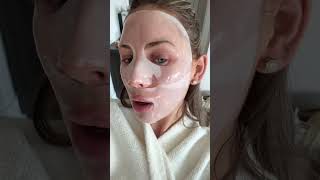 The new @Rael cryo + soothing hydrogel mask is exactly what my skin has been needing, available at