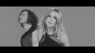 Miniatura del video "Marie-Mai - Jamais trop tard (en duo avec Jonas) - Web clip"