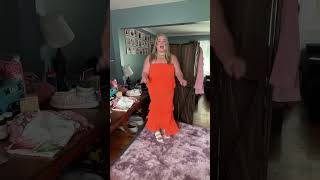 Is it cute or is the model a size 2?? #isitcuteoristhemodelasize2 #plussize #plussizetryon #tryon