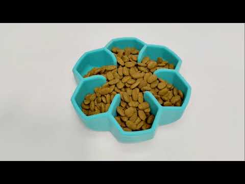 Миска для повільного годування для тварин WAUDOG Silicone, 750 мл, блакитний, видео 1