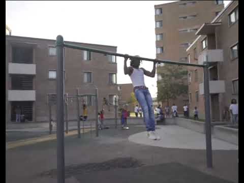 King Von Doing Pull Ups On Oblock @RedLine620 ￼