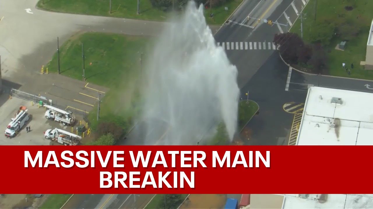 Water Main Break in Plymouth Meeting, Pennsylvania - YouTube