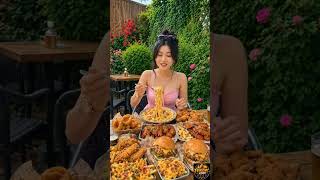 🍝 Beautiful Chinese Girl Enjoying Cheesy Spaghetti Feast! 😍🍔#food #mukbang