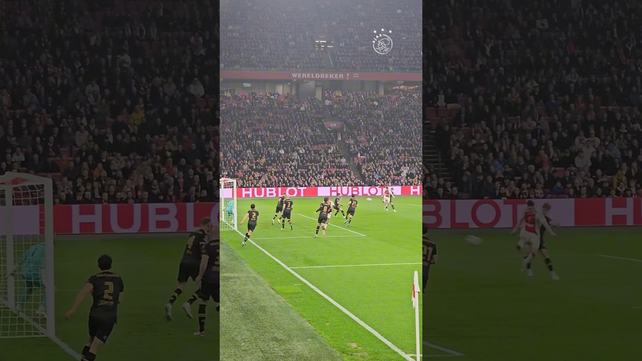 The best volley you’ll see is from Anton Gaaei! 🇩🇰