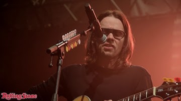 Alter Bridge - "Show Me a Leader" (Rolling Stone France)