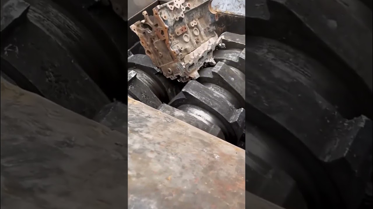 Solid metal turns to chips in front of this shredder! - Good tools and machinery make work easy