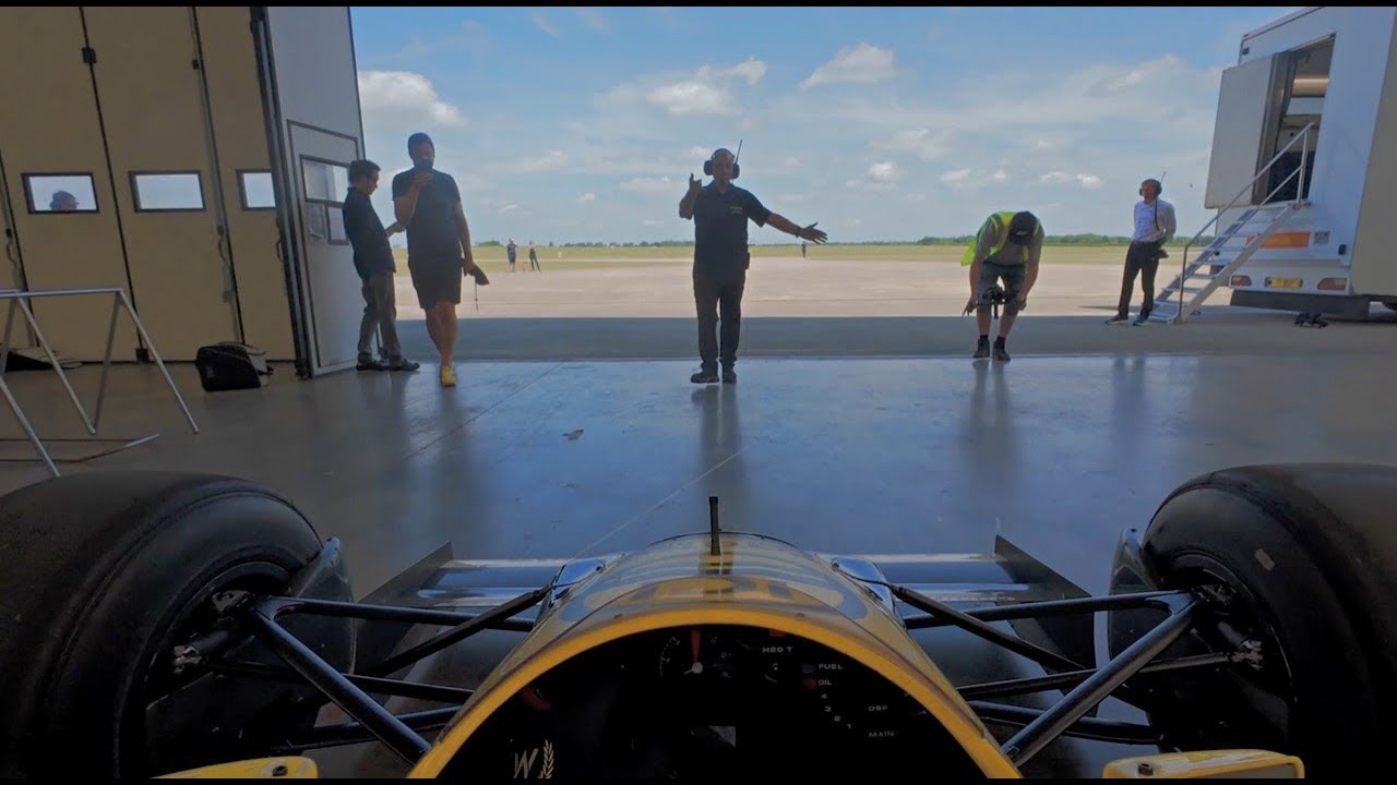The Return of a Legend Episode 4 : Williams Honda FW11 Prepares