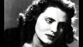 Amalia Rodrigues - Que Deus Me Perdoe chords