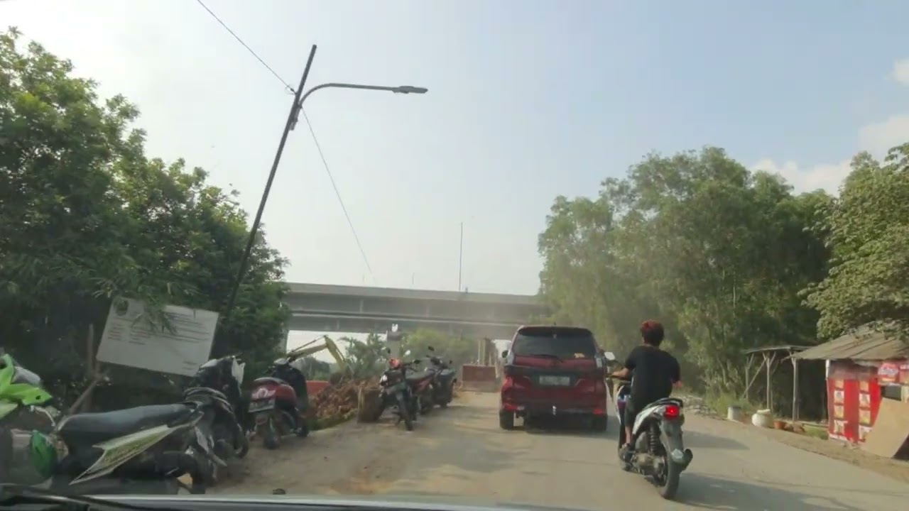 Wanasari, Telukjambe Barat, Karawang. Jalan Raya Pasarjati.