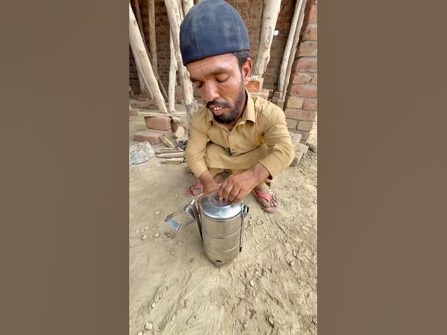 Waris Jab Ghar Se khane ke liye Roti na Lekar Aaya to funny🤣🤣🤣 video #youtubeshorts #funnyshorts