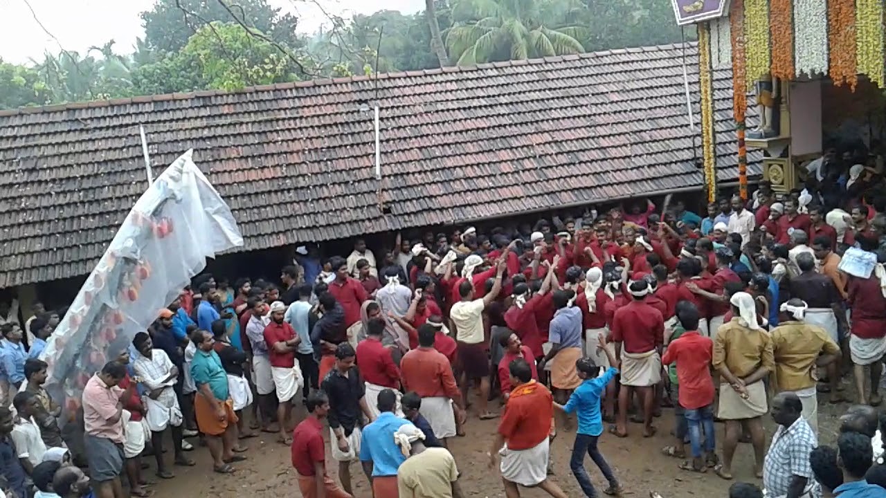 Irunilam code shashti  2k17 എസ് .എൻ നഗർ കാവടിസംഘo