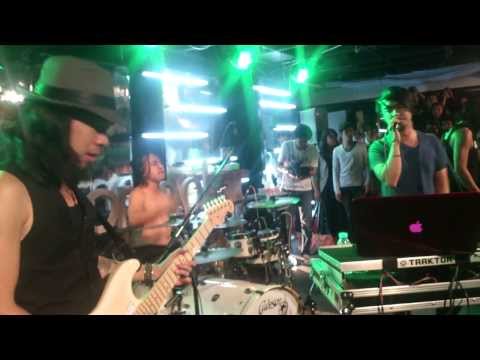 พูดไม่ค่อยถูก(Live)-ABnormal