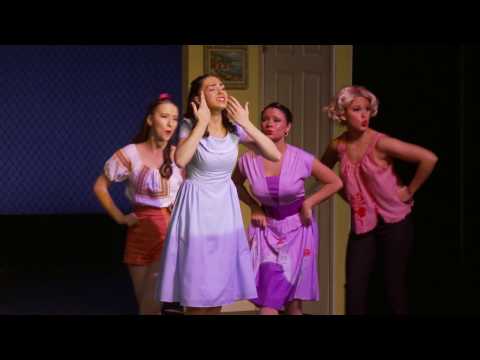 Video: West Side Story Sa Vracia K Broadwayi So Sporom