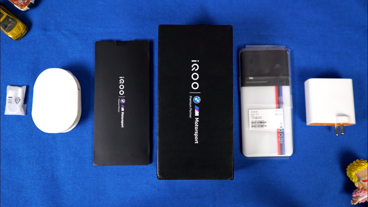 iQOO 9T Unboxing, Specs, Price, Hands-on Review - YouTube