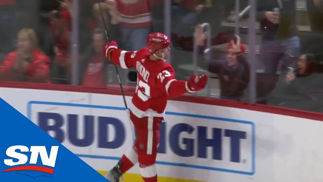 Detroit Red Wings rookie Lucas Raymond scores first NHL goal