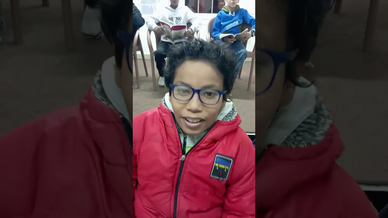 طلاب وطالبات دار عزام 