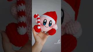 Kirby navideño a crochet