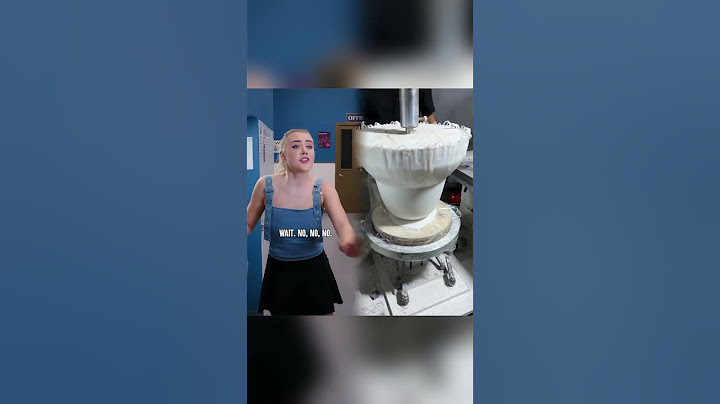 Entire School CAN READ HER MIND!