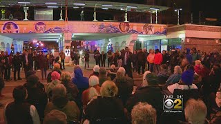 Rogers Park Residents Rally After Shooting Death
