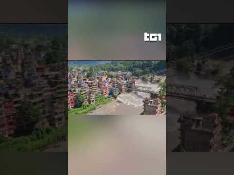 Video Devastante alluvione tra Nepal e Tibet: decine di morti, 291 stranieri irreperibili