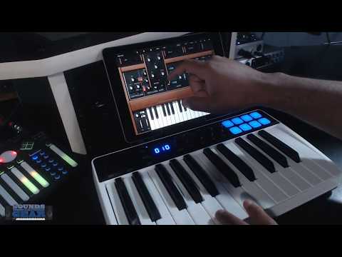 SoundsAndGear Live - Checking Out The Minimoog Model D App by Moog