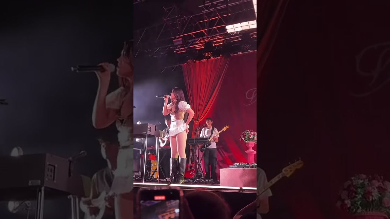 alessi performing ’imsochillandcool’ in glasgow, uk ! || strwberryhq