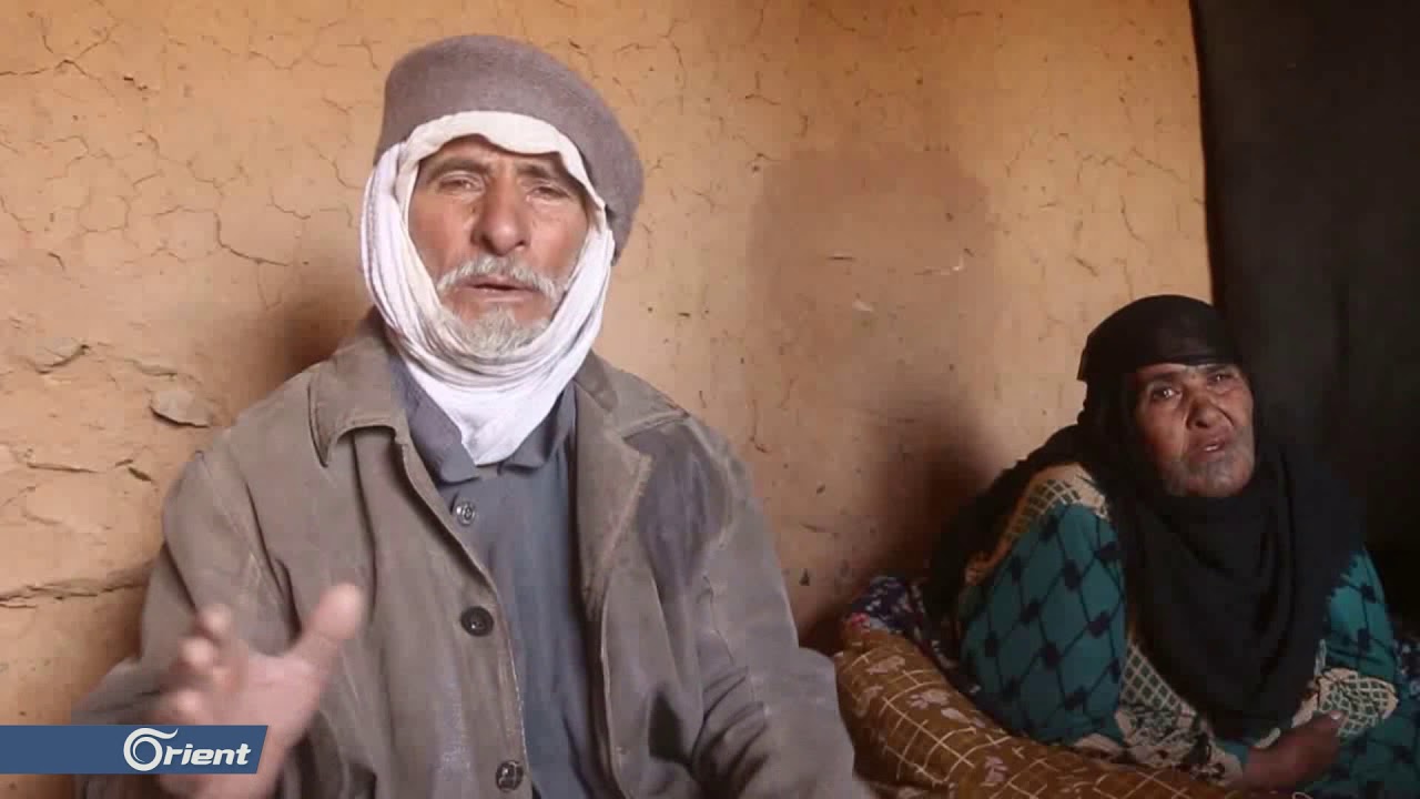 الحاج محمد .. حكاية مرارة التهجير في مخيم الركبان على الحدود مع الأردن - سوريا