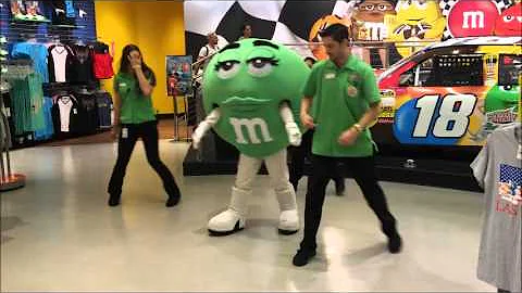 Green M Dancing