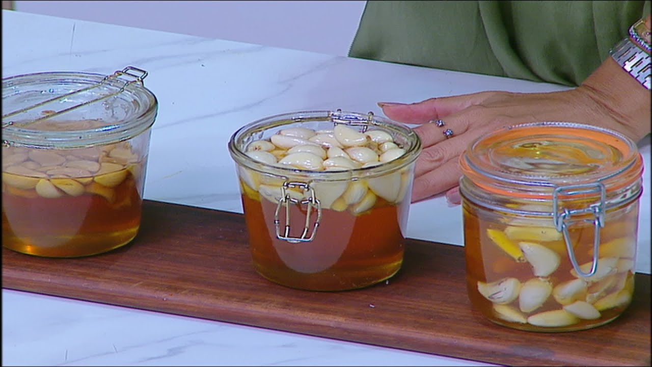 وصفة سحرية من العسل والثوم بس .. مش هتتخيلوا استخداماتها وفوايدها لصحتنا وجسمنا😍