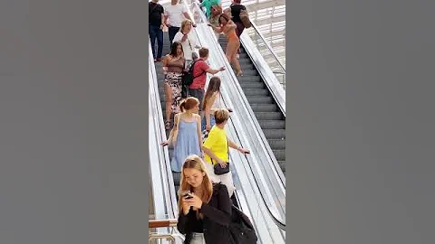 Too wild reaction to my PRANK.. Why? 🤦🏻‍♀️ LA ELVÍRA #kawaii #shorts