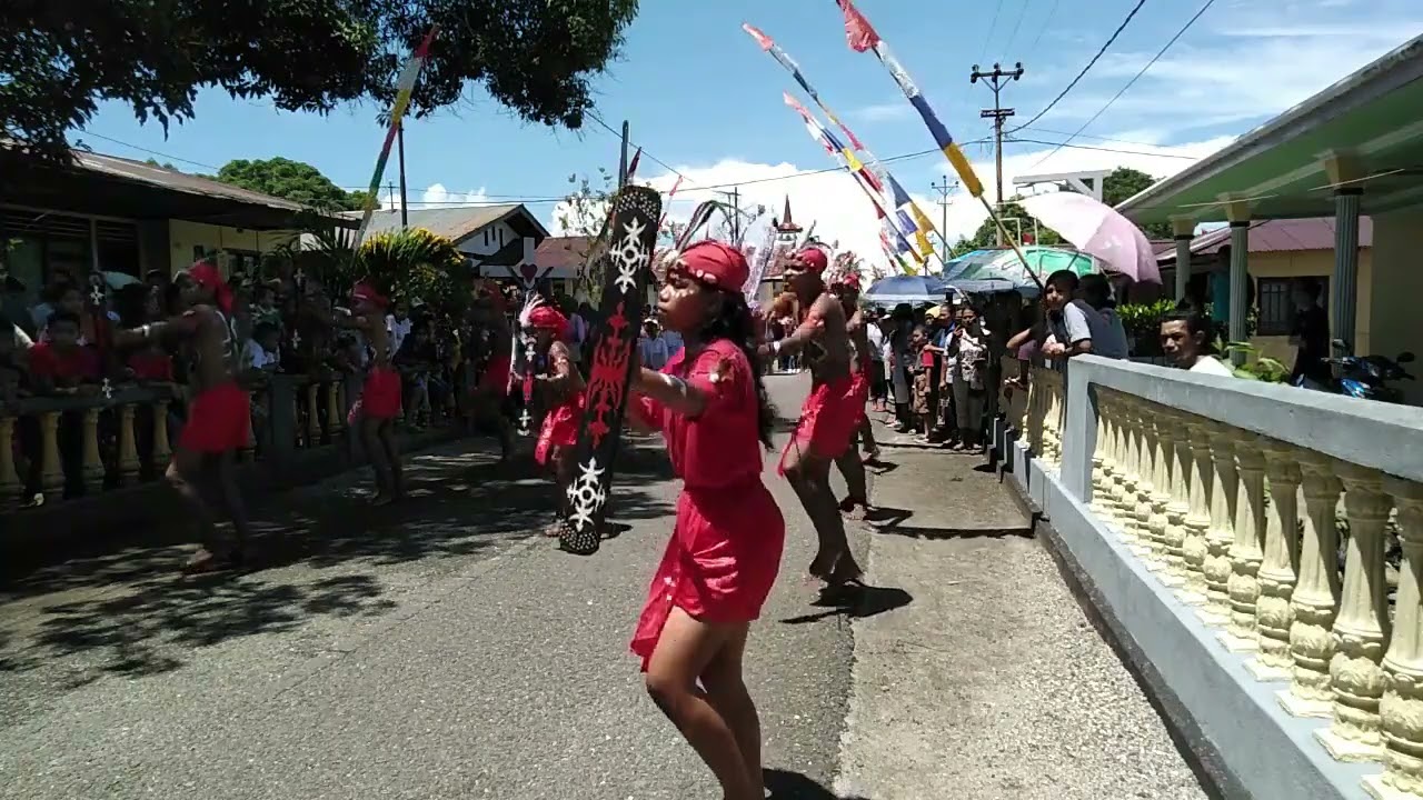 Penyambutan Rombongan Koinonia Jemaat GPM Leksula Sektor Opoingan
