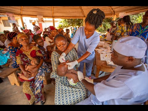 Video: Vakcína Úspěch: Rotavirus Jab pro děti Pomáhá Cut případů