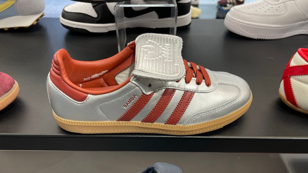 シューズ・サンダルその他 adidas Originals Sneaker Samba LT Silver llic/Preloved R Adidas Samba LT (Silver Metallic/ Preloved Ruby/ Gum