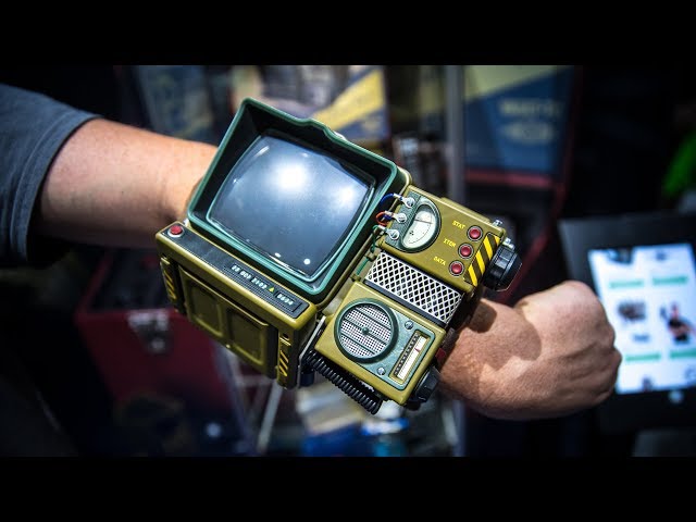 Fallout76 PipBoy 2000MkIVとスタンド型スピーカー Fallout76 PipBoy 2000MkIVとスタンド型スピーカー Pip-Boy 2000