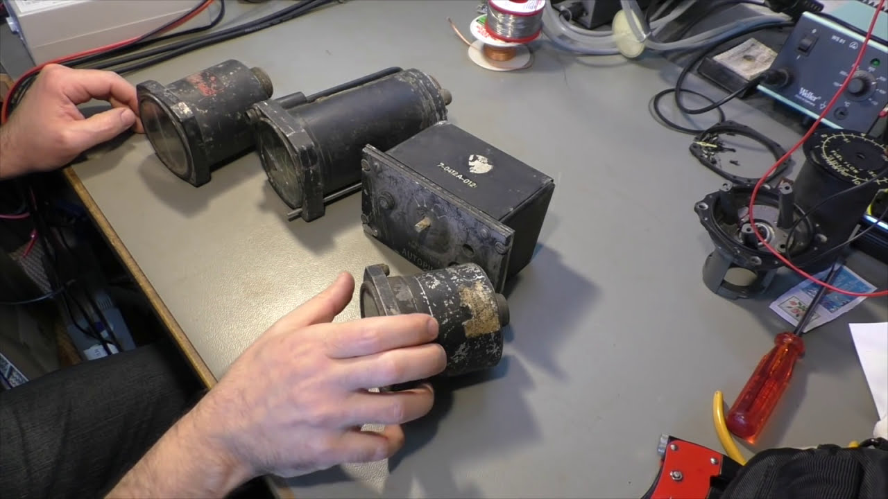 PWJ52 - Crusty aircraft instruments from the 1950's - YouTube