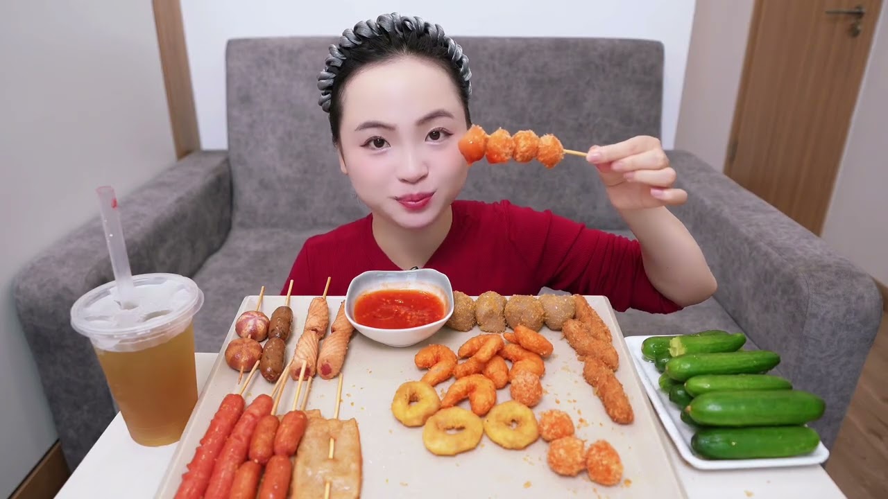 Mukbang Xiên Bẩn Đường Phố